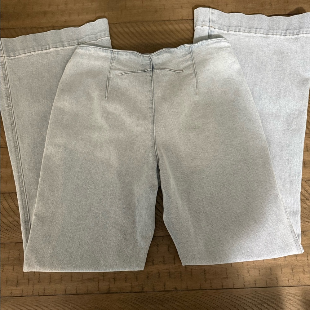 Express Light Gray Flare & Wide Leg Jeans
